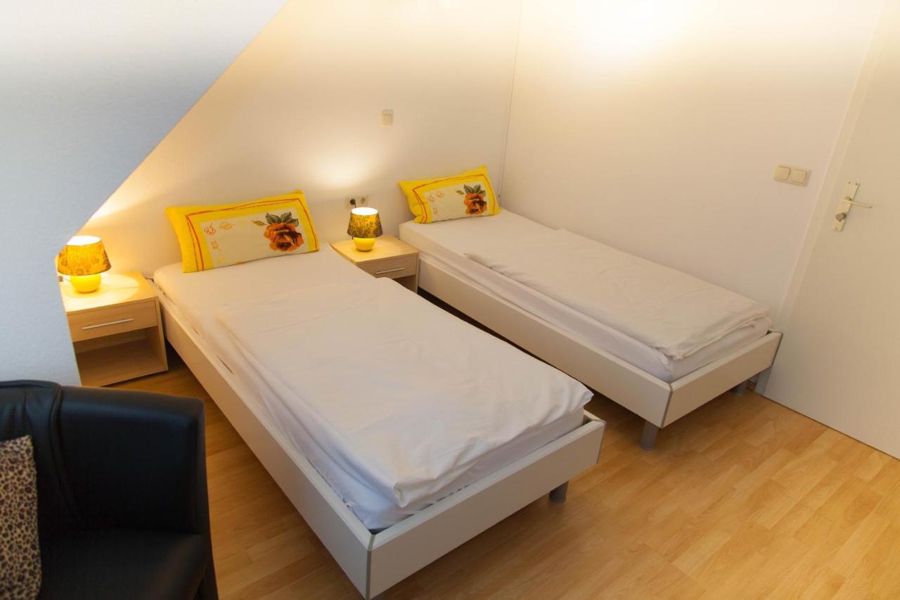 Am Gutspark Apartment
