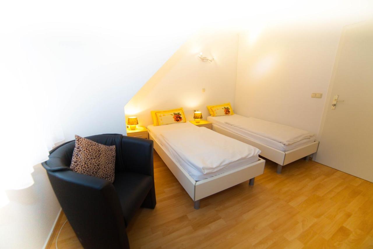 Am Gutspark Apartment