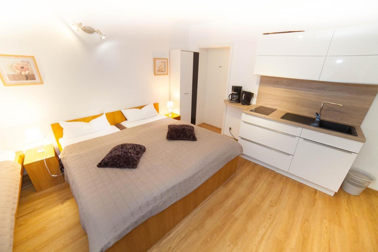 Am Gutspark Apartment