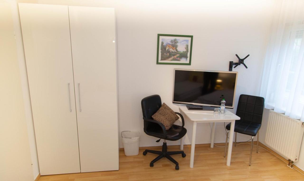Apartment Am Gutspark Leipzig